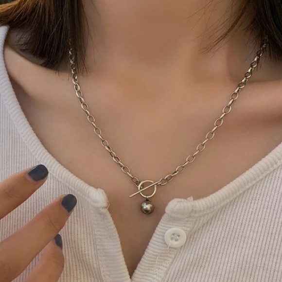 Sterling silver bead pendant necklace - Picture 2 of 6